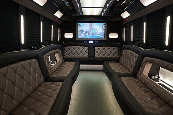 Inside novi limo